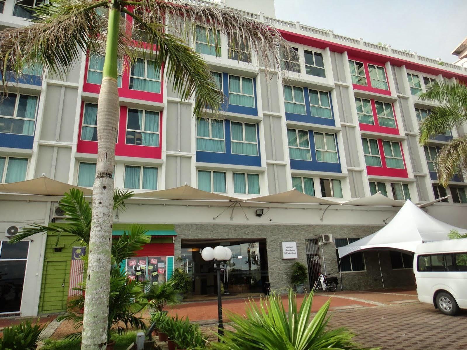 The Elopura Hotel Sandakan Extérieur photo